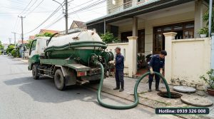 Thiết bị thông cống nghẹt được chuẩn bị tại công trình dân dụng ở Việt Nam.